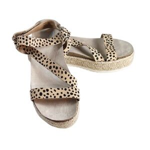 Dolce Vita Myra Leopard Calf Hair Platform Sandals Sz 8 EUC Cheetah Summer